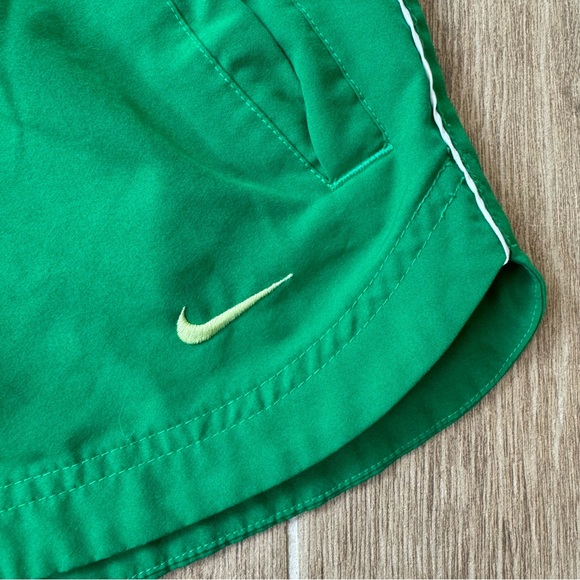 Nike shorts - women’s size medium, 4” inseam - Picture 2 of 4